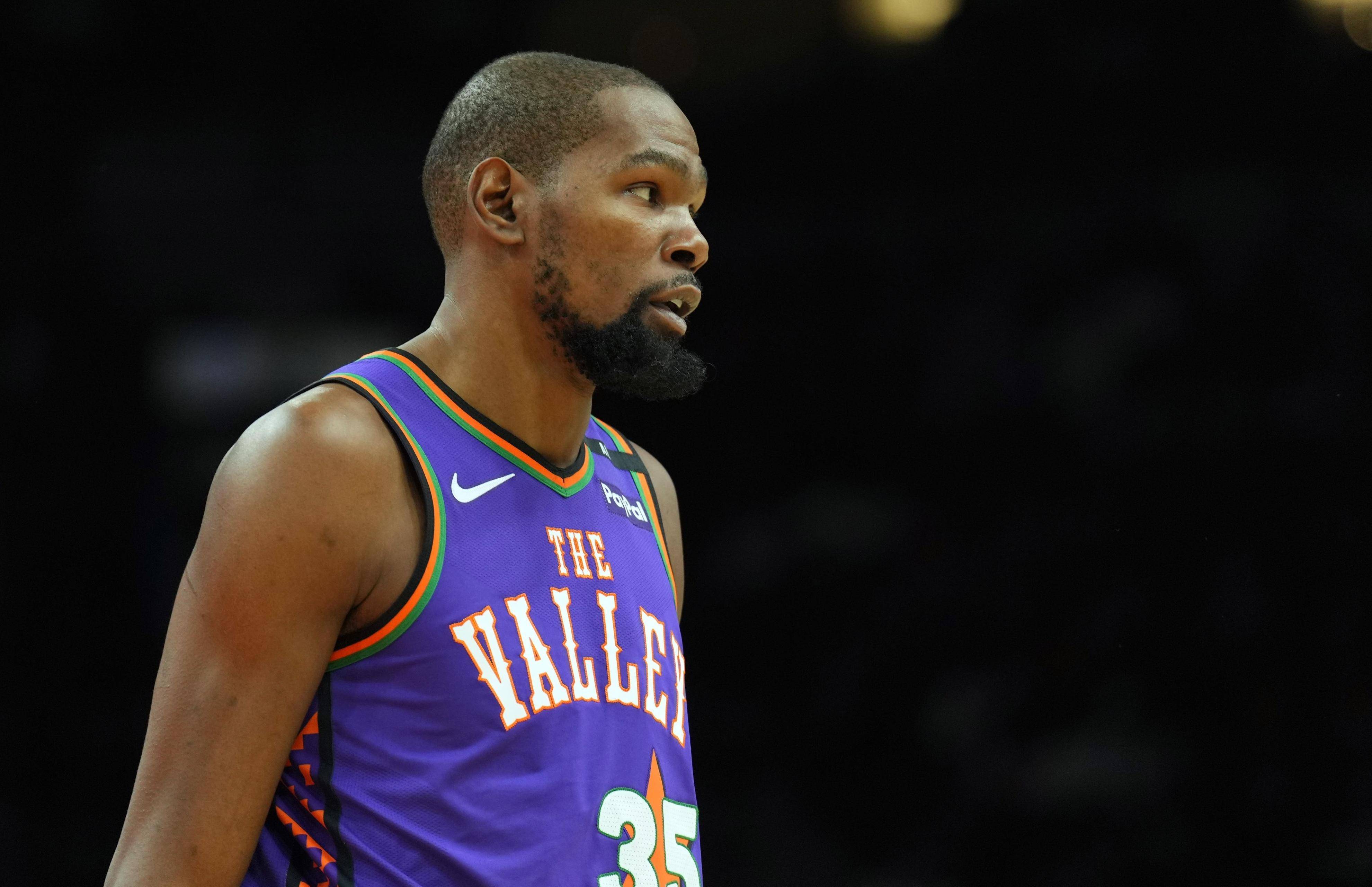  杜兰特回归赛场，惊险取胜首场状态亮眼，RNG观众沸腾！